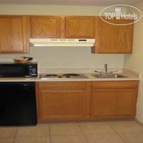 Howard Johnson Express Inn Suites - South Tampa / Airport 