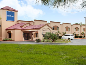 Фотографии отеля  Travelodge Fort Myers Airport 2*