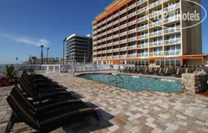 Фотографии отеля  Hampton Inn Daytona Beach-Beachfront 2*