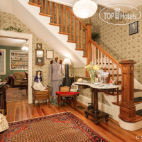 Alling House Bed and Breakfast 