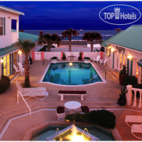 Island Cottage Oceanfront Inn and Spa Территория отеля