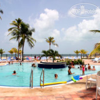 Islander Resort Oceanside Lanai Villas & Suites Бассейн