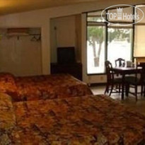 Tarpon Inn