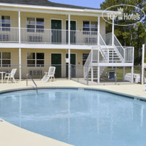 Super 8 Monticello 