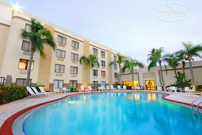 Фотографии отеля  Holiday Inn Fort Myers Downtown Historic 3*