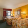 Howard Johnson Inn and Suites Jacksonville 