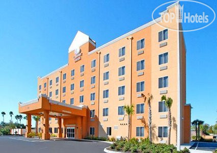 Фотографии отеля  Comfort Suites Near Raymond James Stadium 3*