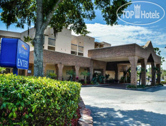 Фотографии отеля  Baymont Inn & Suites Tampa near Busch Gardens/USF 2*