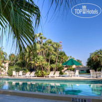Golden Host Resort 