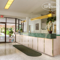 Golden Host Resort 