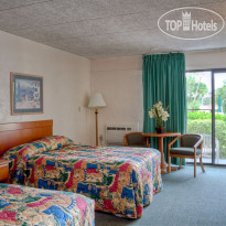 Golden Host Resort 