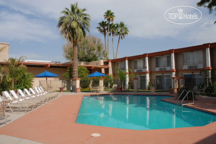 Фотографии отеля  Best Western Plus Phoenix Goodyear Inn 3*