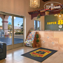 Super 8 Tucson Downtown Convention Center 