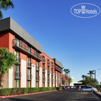 Holiday Inn Hotel & Suites Phoenix Airport North 