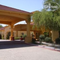 La Quinta Inn & Suites Phoenix Scottsdale 2*