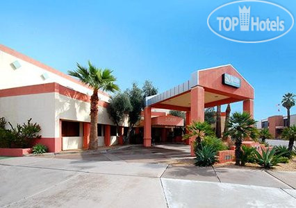 Фотографии отеля  Quality Inn & Suites Downtown Phoenix 2*