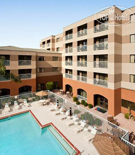 Фотографии отеля  Courtyard Scottsdale Old Town 3*