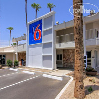 Motel 6 Scottsdale 2*
