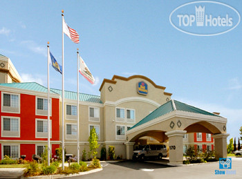 Фото Best Western Plus Airport Inn and Suites