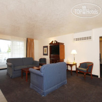 Best Western Grand Manor Inn & Suites 