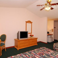 Econo Lodge Inn & Suites Eau Claire 