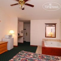 Econo Lodge Inn & Suites Eau Claire 