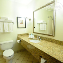 Holiday Inn Express Hotel & Suites Delafield 