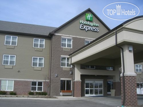 Фотографии отеля  Holiday Inn Express Hotel & Suites Green Bay East 2*