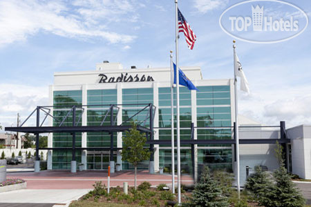 Фотографии отеля  Radisson  Hotel Menomonee Falls 3*