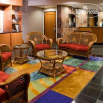 Radisson Hotel Milwaukee West 