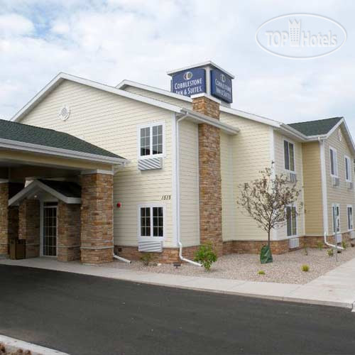 Фотографии отеля  Cobblestone Inn & Suites - Oshkosh 2*