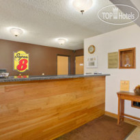 Super 8 Monroe 