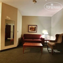 Comfort Suites Milwaukee Airport 