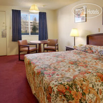 Super 8 Reno University Area 