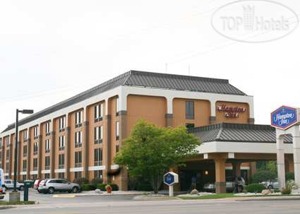 Фотографии отеля  Hampton Inn Traverse City 3*