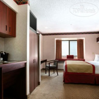 Baymont Inn & Suites Gaylord 