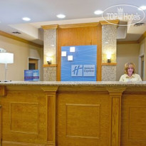 Holiday Inn Express Hotel & Suites Detroit - Utica 