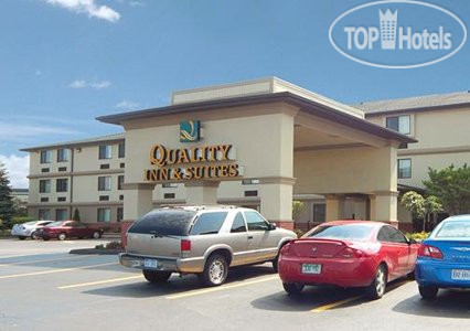 Фотографии отеля  Quality Inn & Suites Romulus 2*