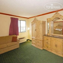Quality Inn & Suites Detroit Metro Airport