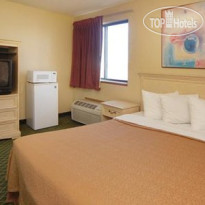 Quality Inn & Suites Detroit Metro Airport