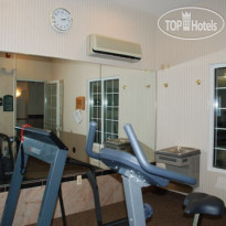 Holiday Inn Express Hotel & Suites Fenton 
