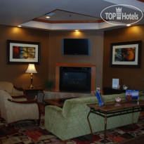 Holiday Inn Express Hotel & Suites Fenton 