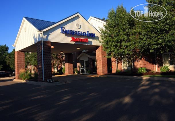 Фотографии отеля  Fairfield Inn East Lansing 2*