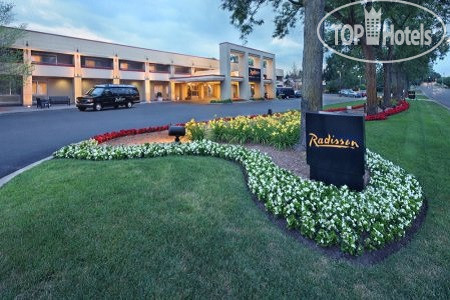 Фотографии отеля  Radisson Hotel Detroit-Bloomfield Hills 4*