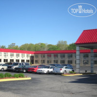 Red Roof Inn & Suites Muskegon Heights 2*