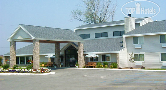 Фотографии отеля  AmericInn Lodge & Suites Oscoda - AuSable River 3*