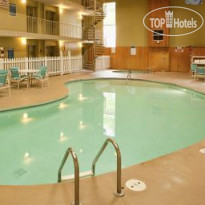 Ramada Marquette 