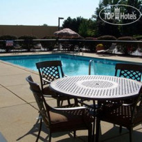 Clarion Inn & Suites Airport Grand Rapids 