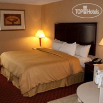 Clarion Inn & Suites Airport Grand Rapids 