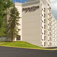 DoubleTree by Hilton Hotel Pittsburgh - Meadow Lands 3*